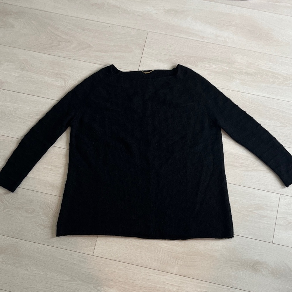 Black Long Sleeve Sweater